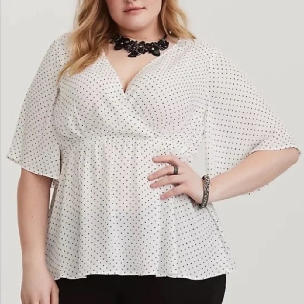 Torrid Size 2 Top White with Black Dots Crossover V-Neck Bell Sleeve Womens 2X